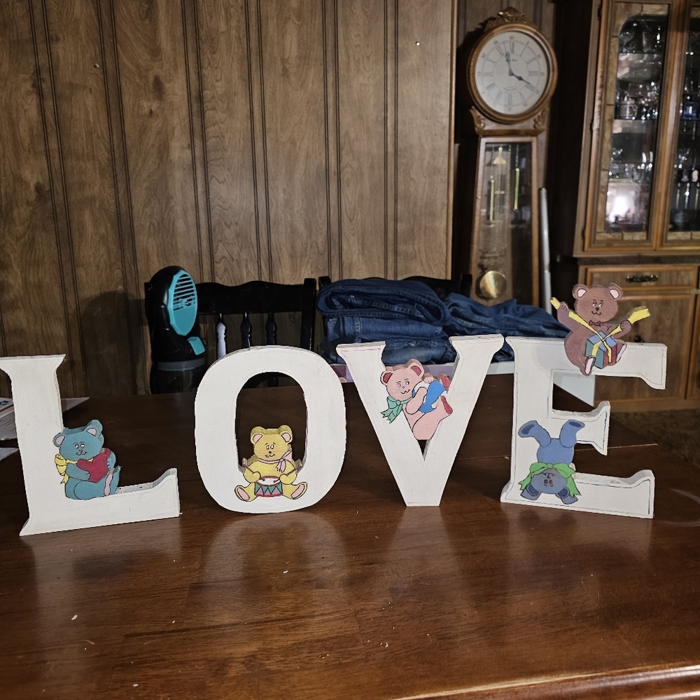 Wooden Teddy Bear Love Letters